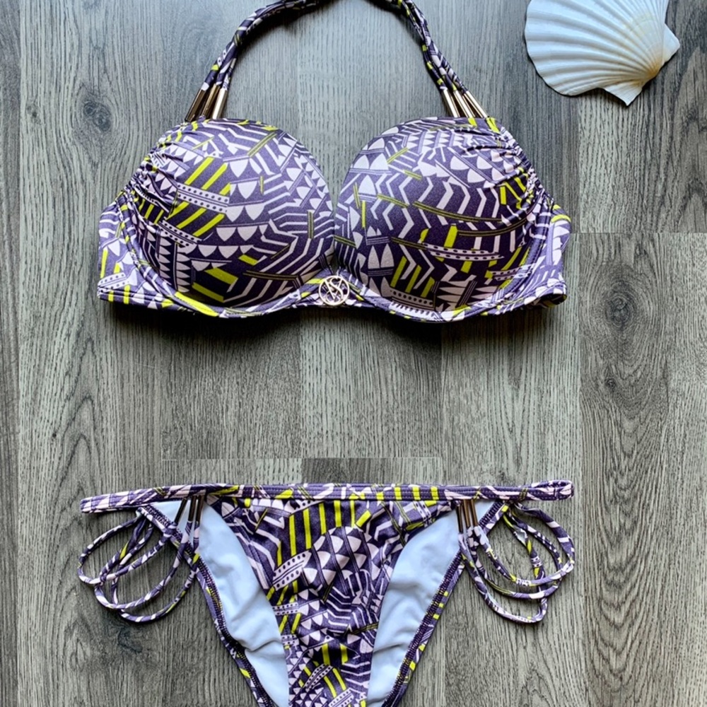 Bombshell bikini 34c small